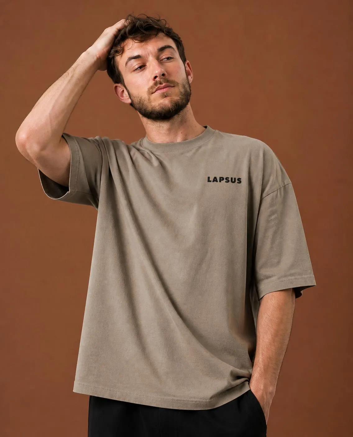 Taupe T-shirt in the studio